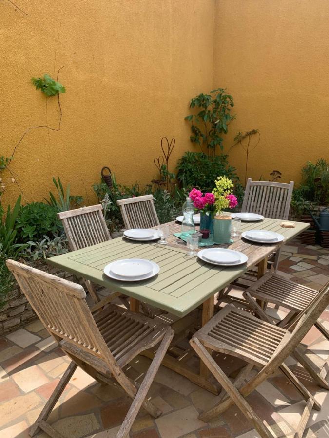 Le Nid Perche Bed & Breakfast Saint-Sauveur-en-Puisaye Exterior photo